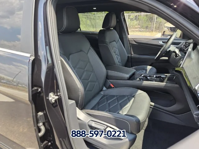 New 2026 BLACK Volkswagen 2.0T SE image 13