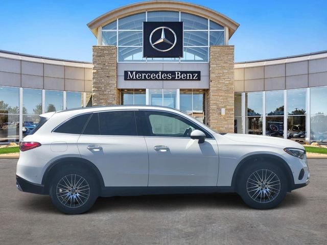 New 2026 Polar White Mercedes-Benz GLC 300 image 5
