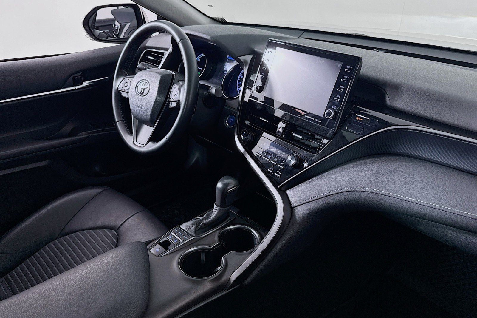 Used 2022 ASH GRAY Toyota Hybrid SE image 16