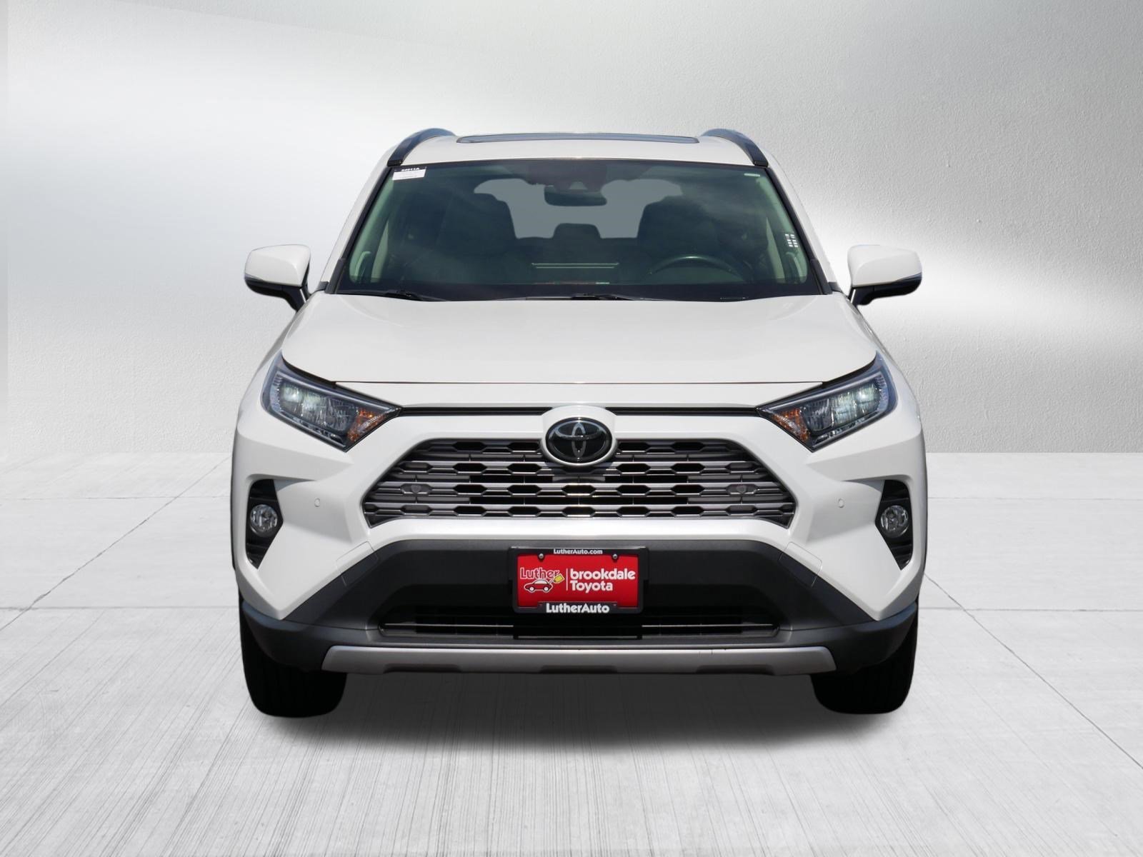 Certified Used 2020 BLIZZARD PEARL Toyota Limited image 2