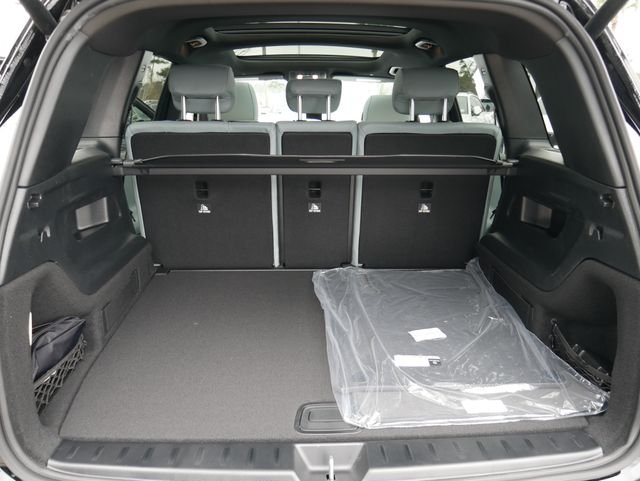 New 2026 Night Black Mercedes-Benz GLB 250 image 22