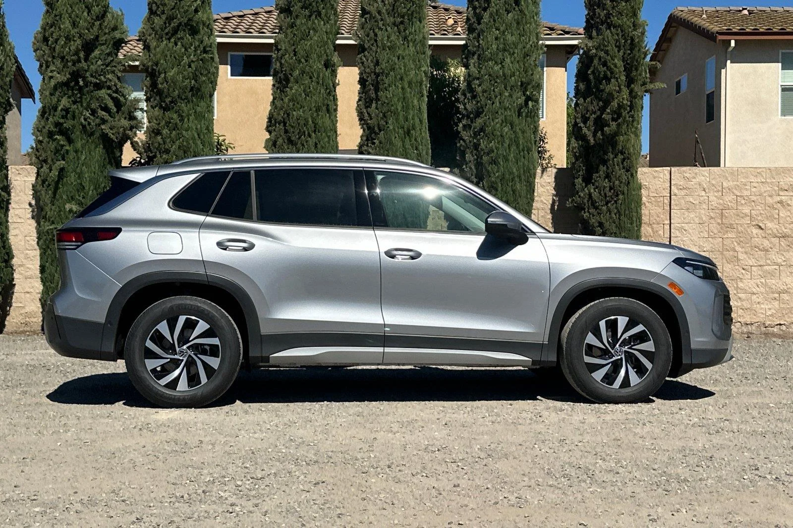 New 2026 Pyrite Silver Metallic Volkswagen S image 3