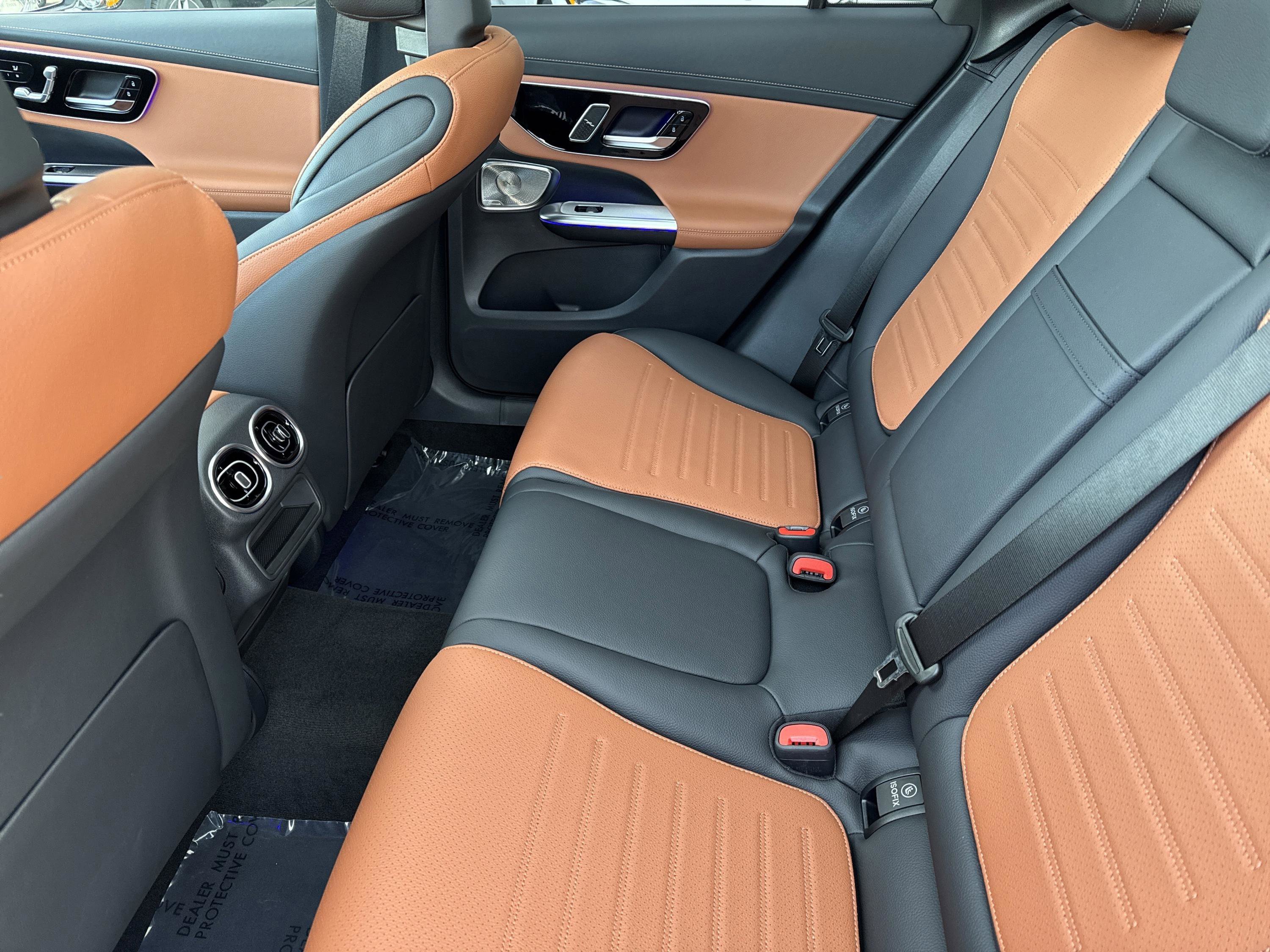 New 2026 Polar White Mercedes-Benz GLC 300 image 20