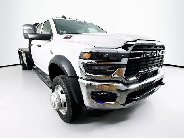 2026 RAM 5500 Big Horn 4X4 Crew Cab DRW 197" WB's photo