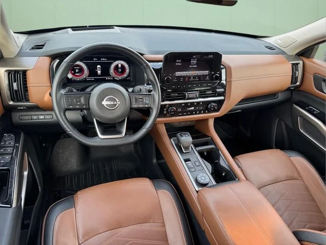 Used 2023 White Nissan Platinum image 15