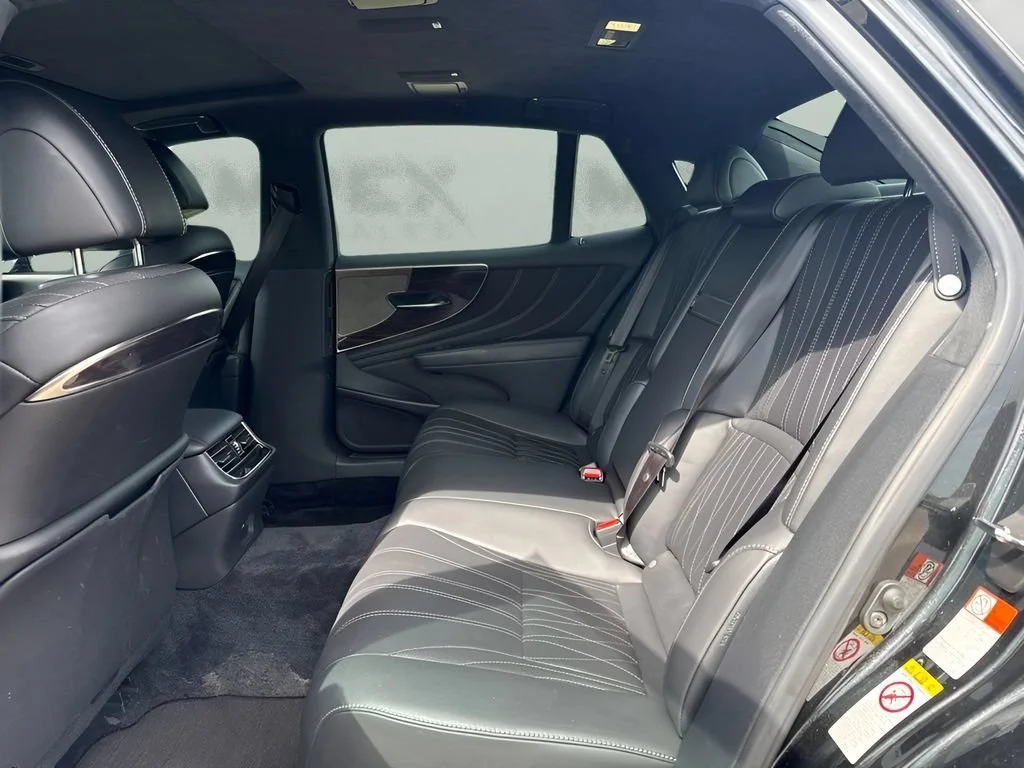 Used 2018  Lexus LS 500 image 13
