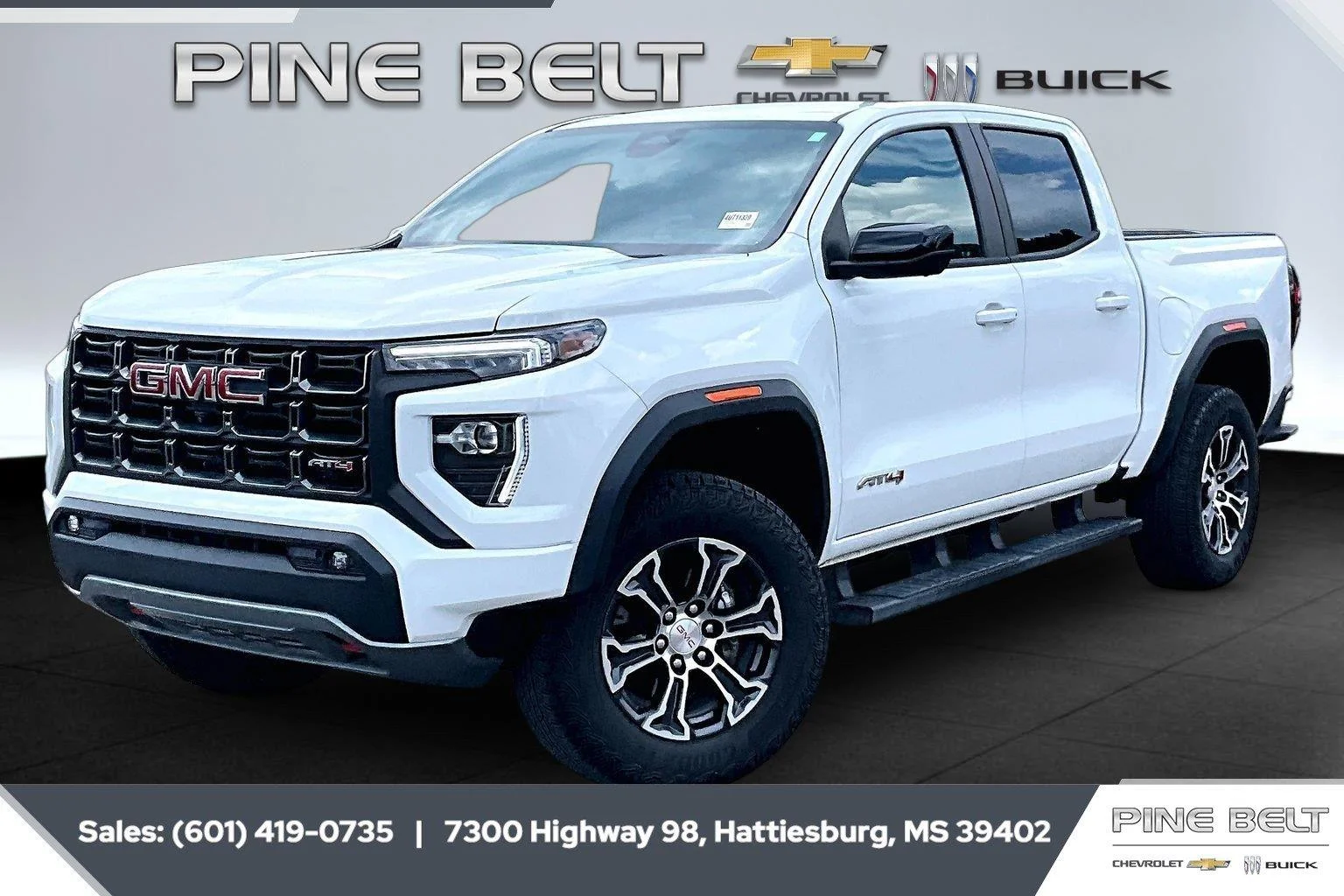 Used 2023 SUMMIT WHITE GMC 4WD AT4 image 11