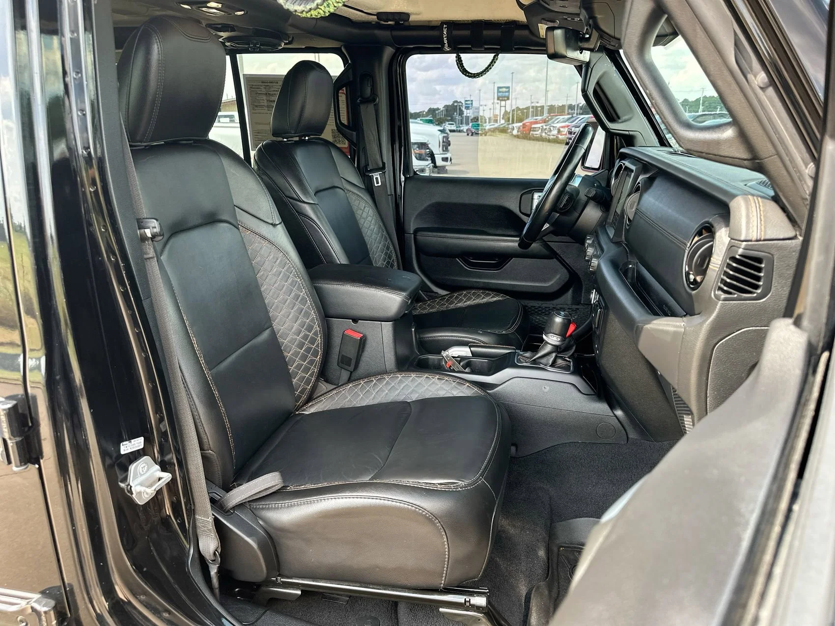 Used 2020 Black Clearcoat Jeep Sahara High Altitude image 25