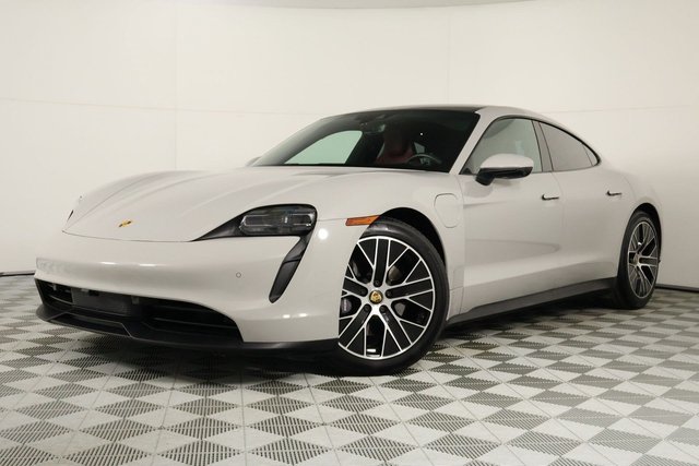2023 Porsche Taycan 