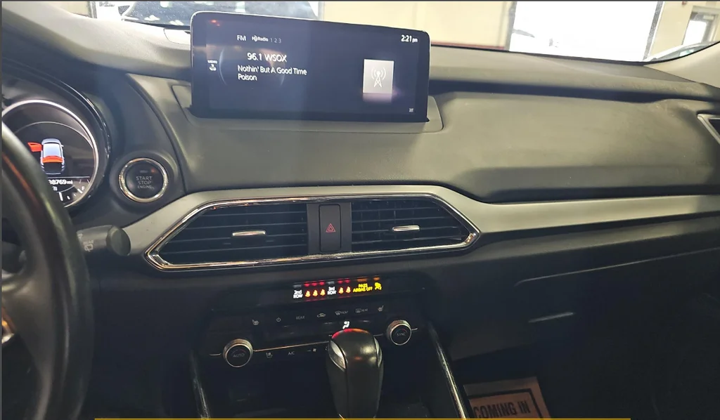 Used 2023 White Mazda Touring Plus image 18