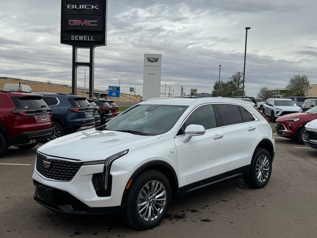 2024 Cadillac XT4 Premium Luxury