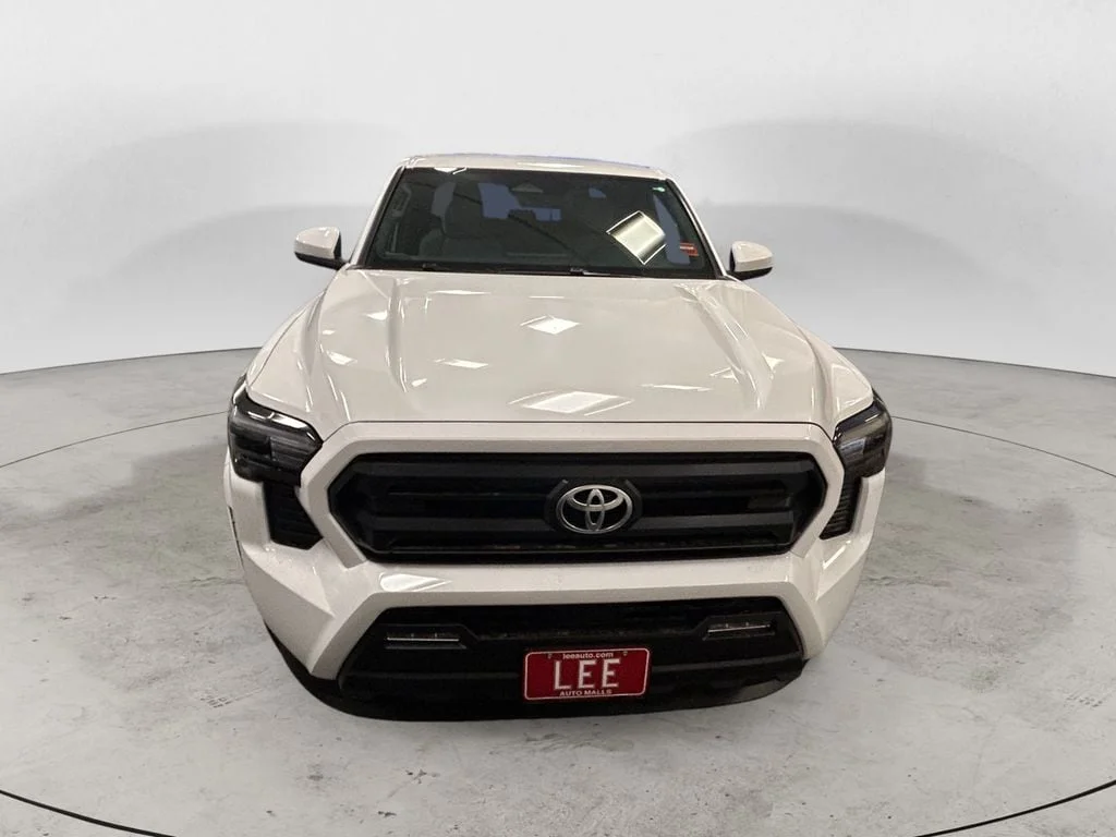 New 2026 Ice Cap Toyota SR5 image 8