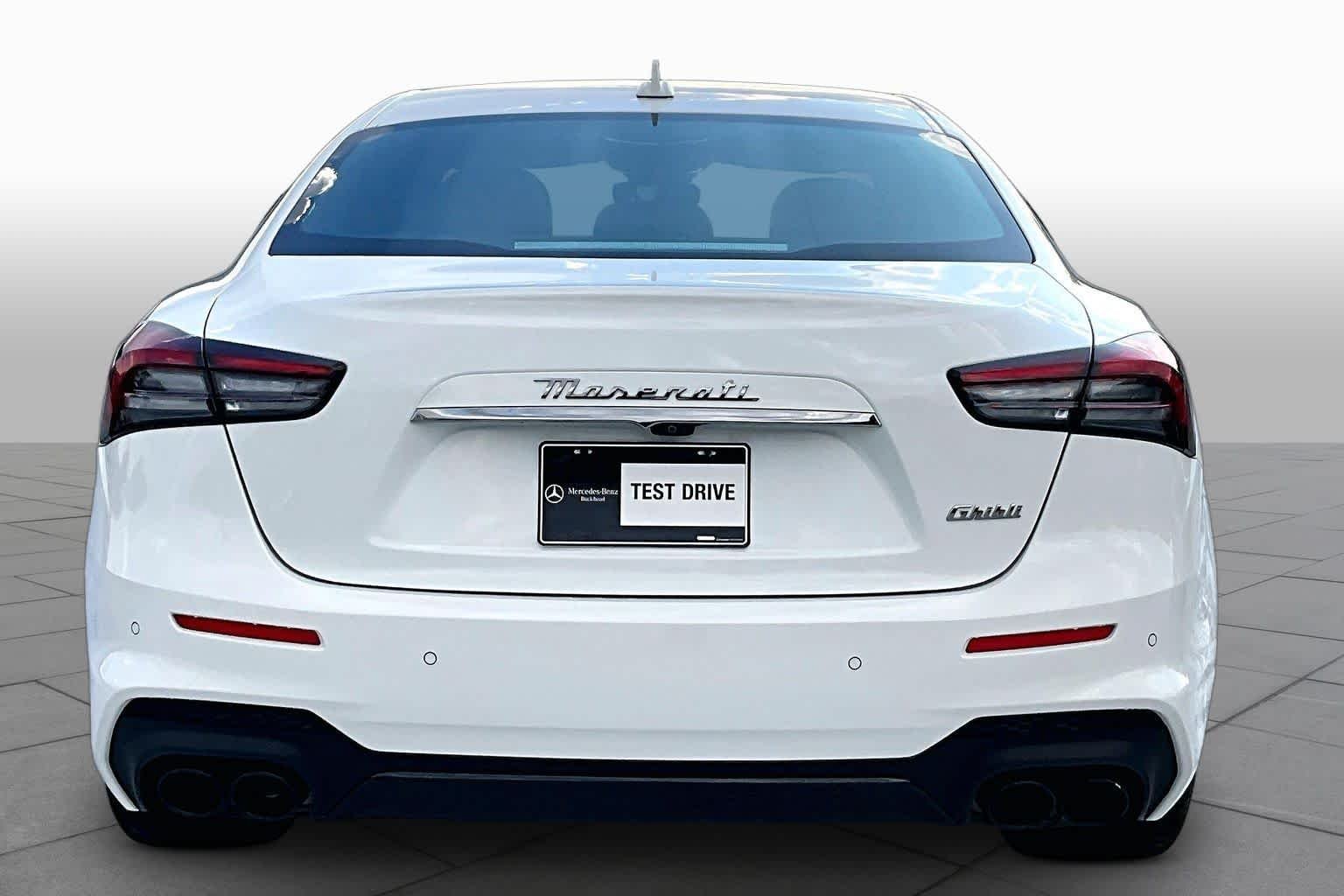 Pre-Owned 2022 Maserati Ghibli Modena