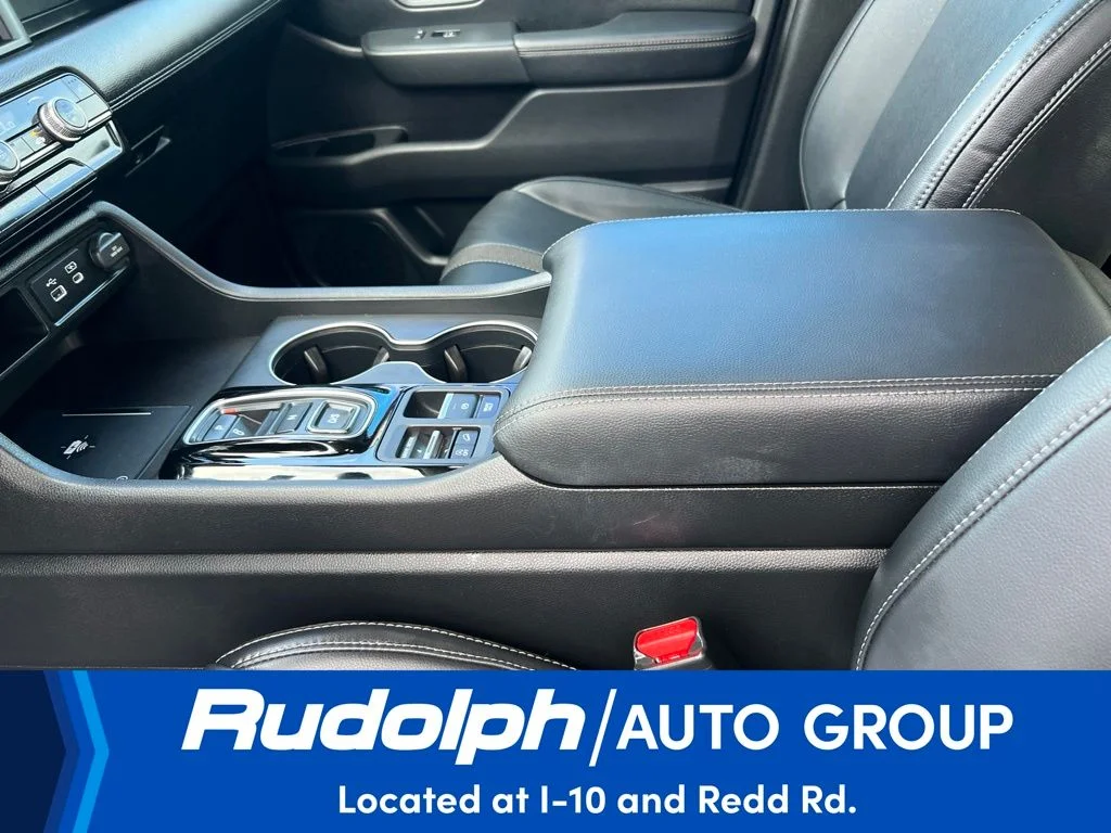 2025 Honda Pilot EX-L - Photo 24