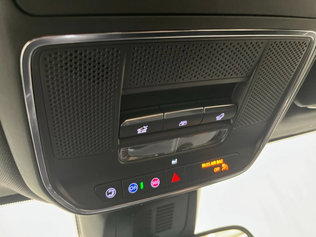 2027 Chevrolet Equinox RS - Photo 16