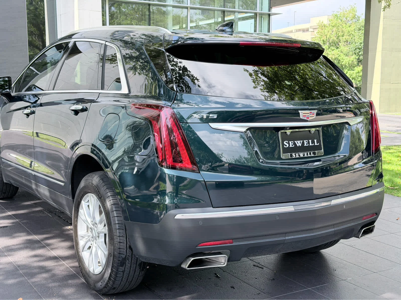 Certified Used 2025 Emerald Lake Metallic Cadillac Luxury image 10