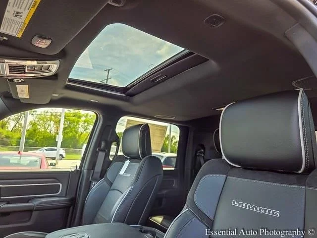2025 RAM 2500 Laramie - Photo 13