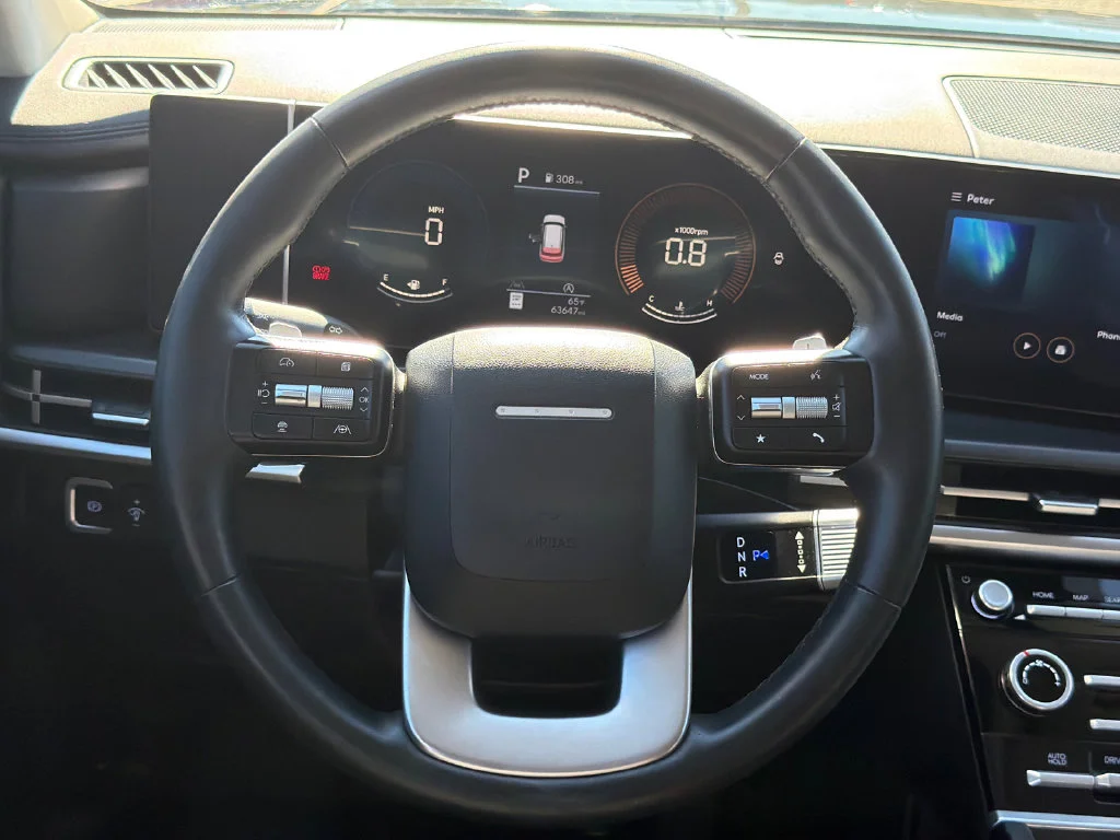 Used 2024 Black Hyundai SE image 24