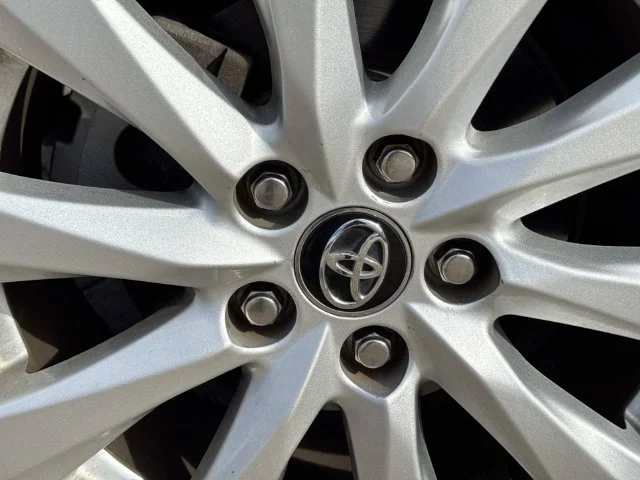 Used 2018 Red Toyota LE image 26