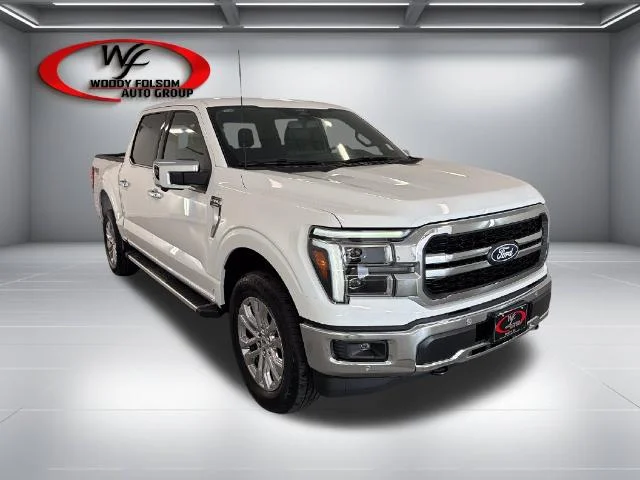 New 2026 Oxford White Ford Lariat® image 20