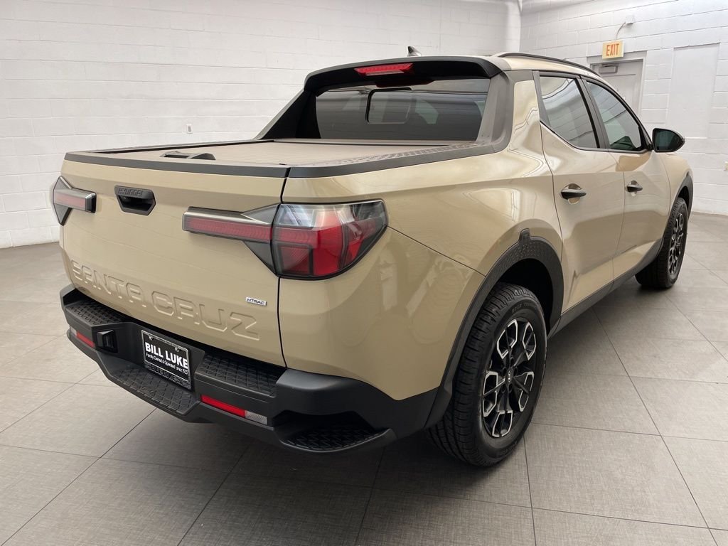 Used 2024 Beige Hyundai SEL image 5
