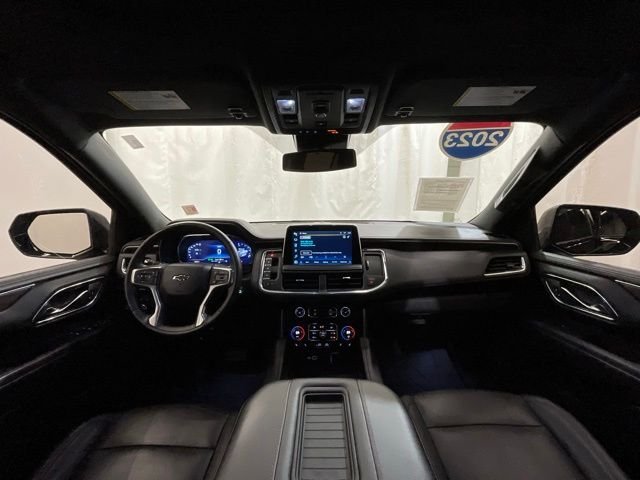Used 2023 Black Chevrolet Z71 image 16