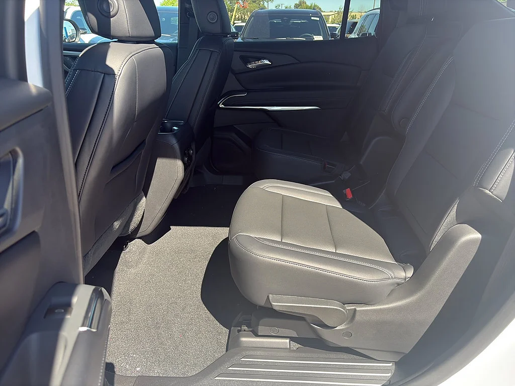 New 2026 Summit White Chevrolet LT image 10