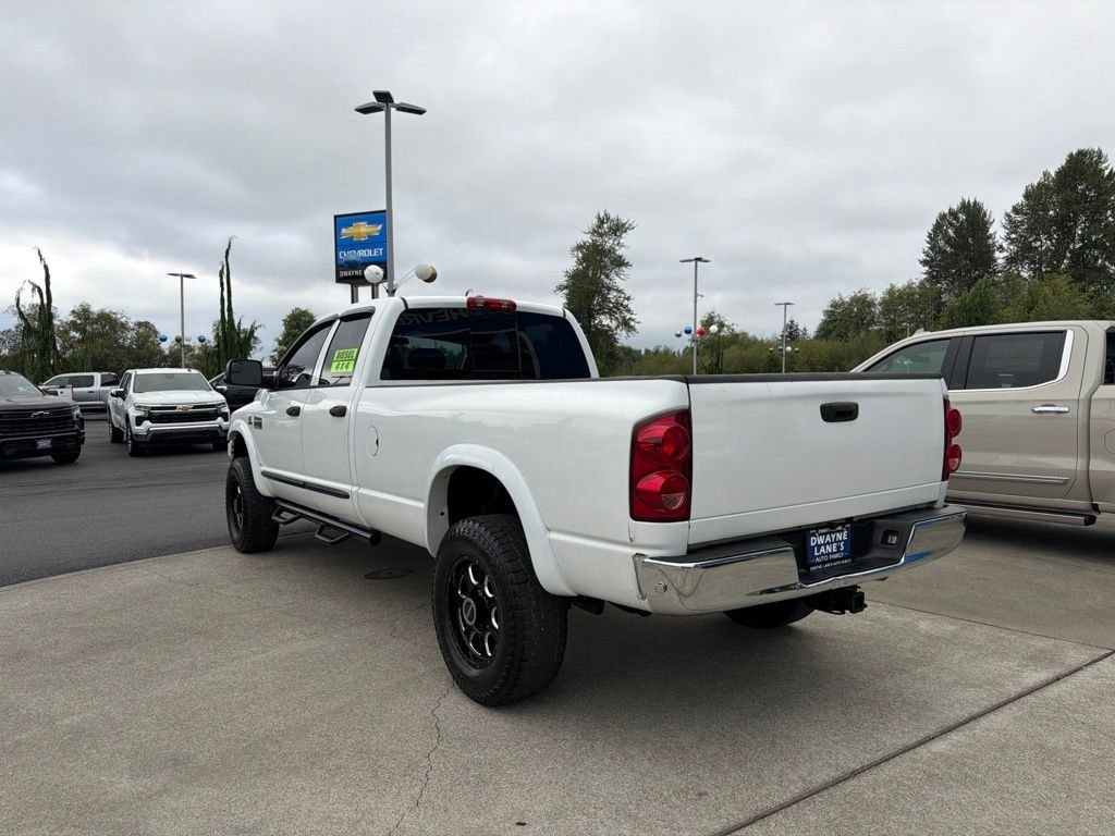 Used 2007 White Dodge SLT image 3