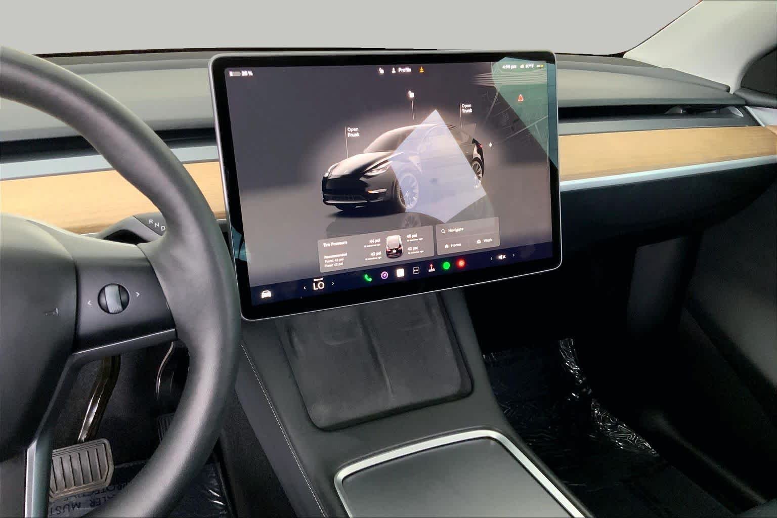 Used 2024 Stealth Grey Tesla Long Range image 6