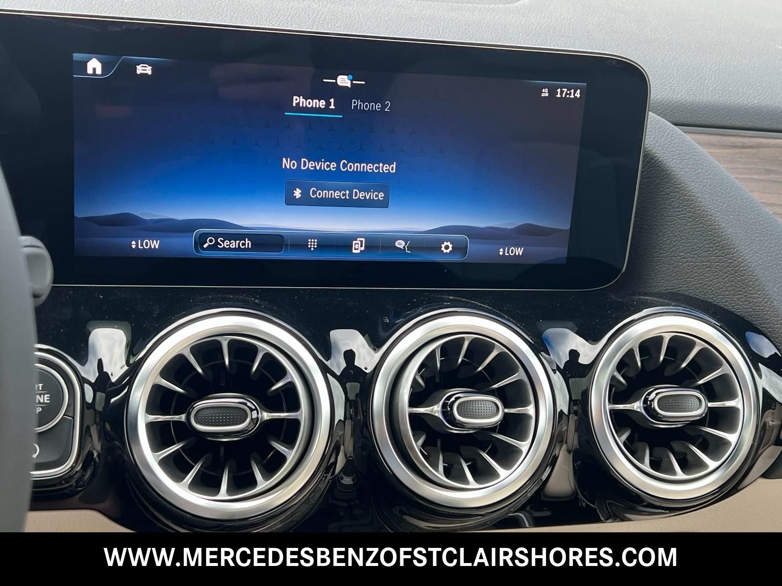 New 2026 Mountain Grey Metallic Mercedes-Benz GLA 250 image 22