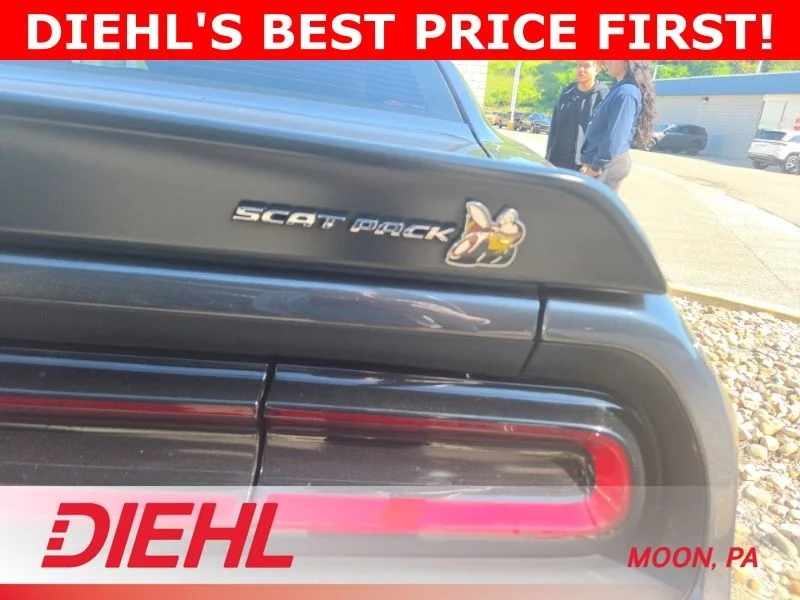 Used 2022 Gray Dodge R/T Scat Pack Widebody image 8