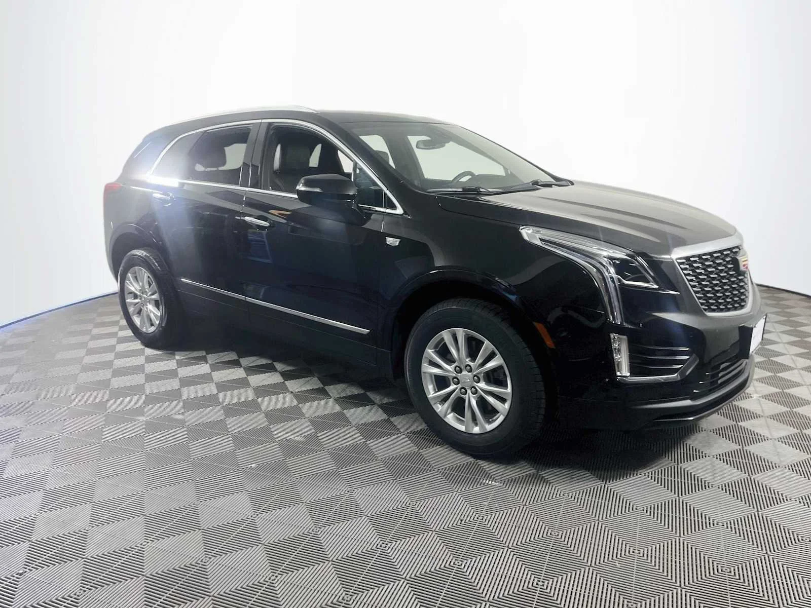 Used 2024 Stellar Black Metallic Cadillac FWD Luxury image 3