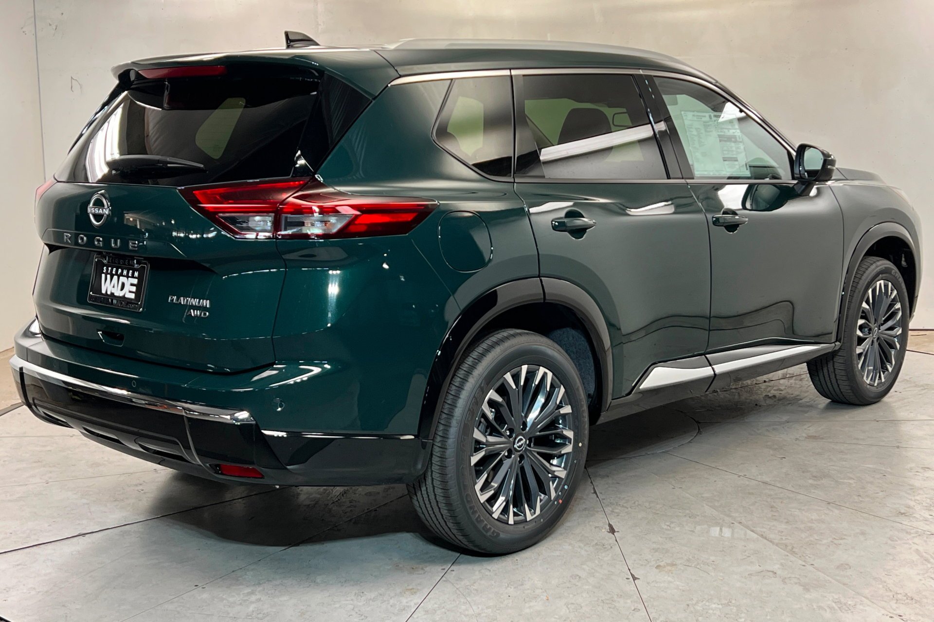 New 2026 Obsidian Green Pearl Nissan Platinum image 6