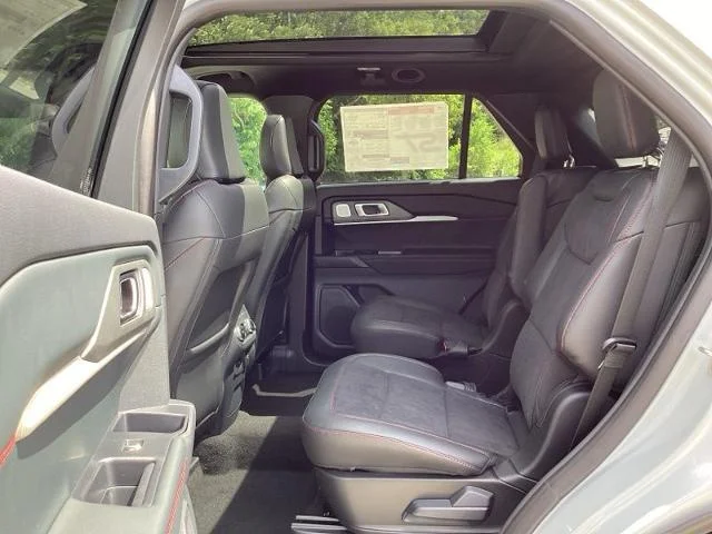 New 2026 Space White Metallic Ford ST image 18