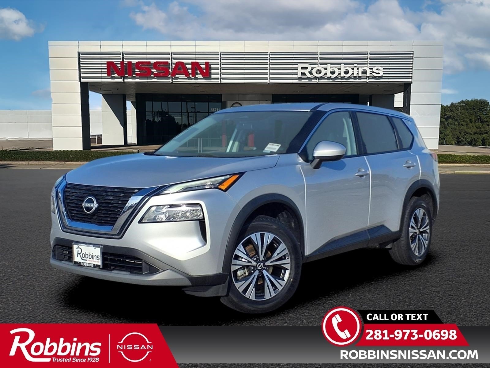 2023 Nissan Rogue SV Silver at Robbins Nissan