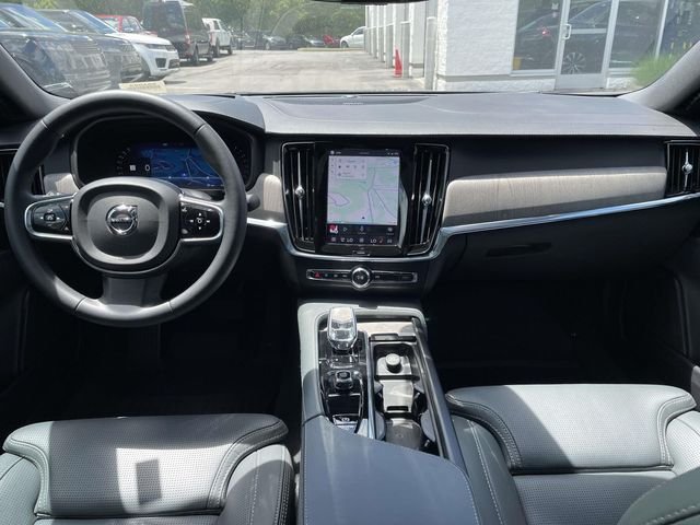 Used 2023 Blue Volvo Ultimate image 23