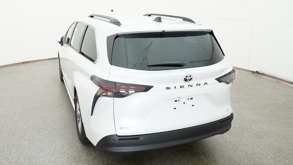 New 2026 Wind Chill Pearl Toyota XLE image 18