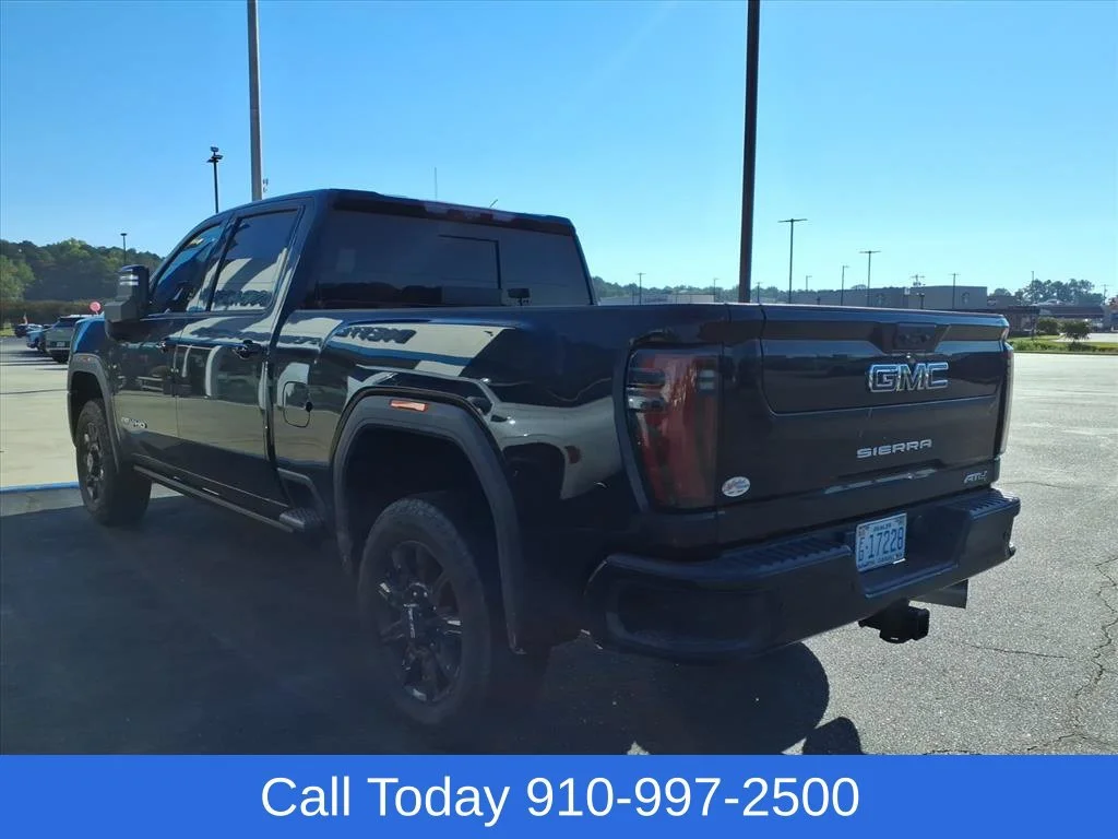 Used 2024 Onyx Black GMC AT4 image 4