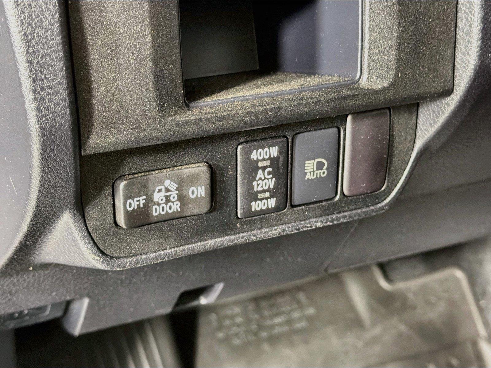 Used 2018 Super White Toyota TRD Sport image 10