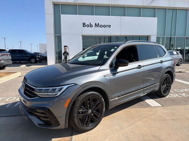2022 Volkswagen Tiguan 2.0T SE R-Line Black