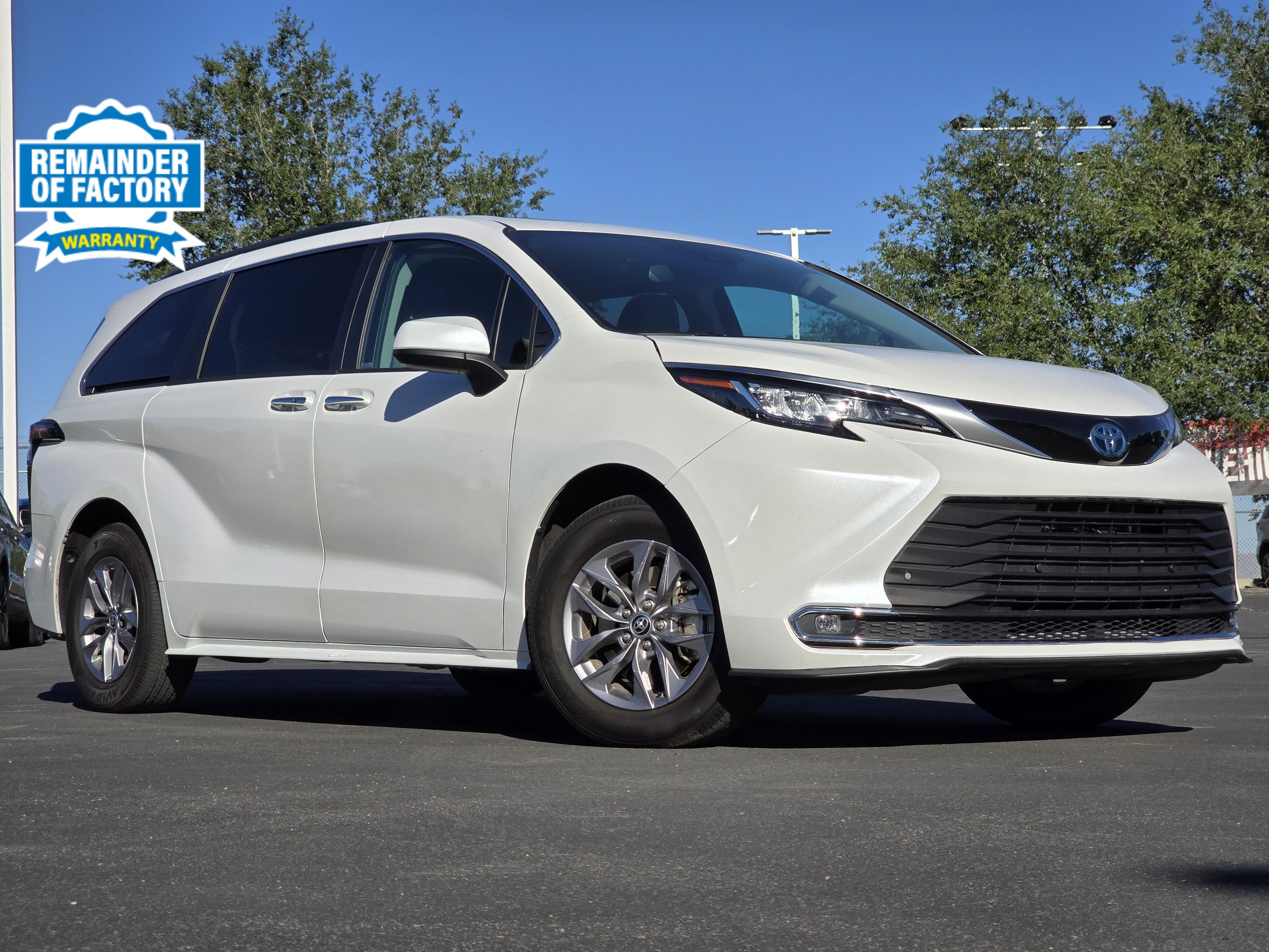 Used 2024 Pearl Toyota XLE image 1