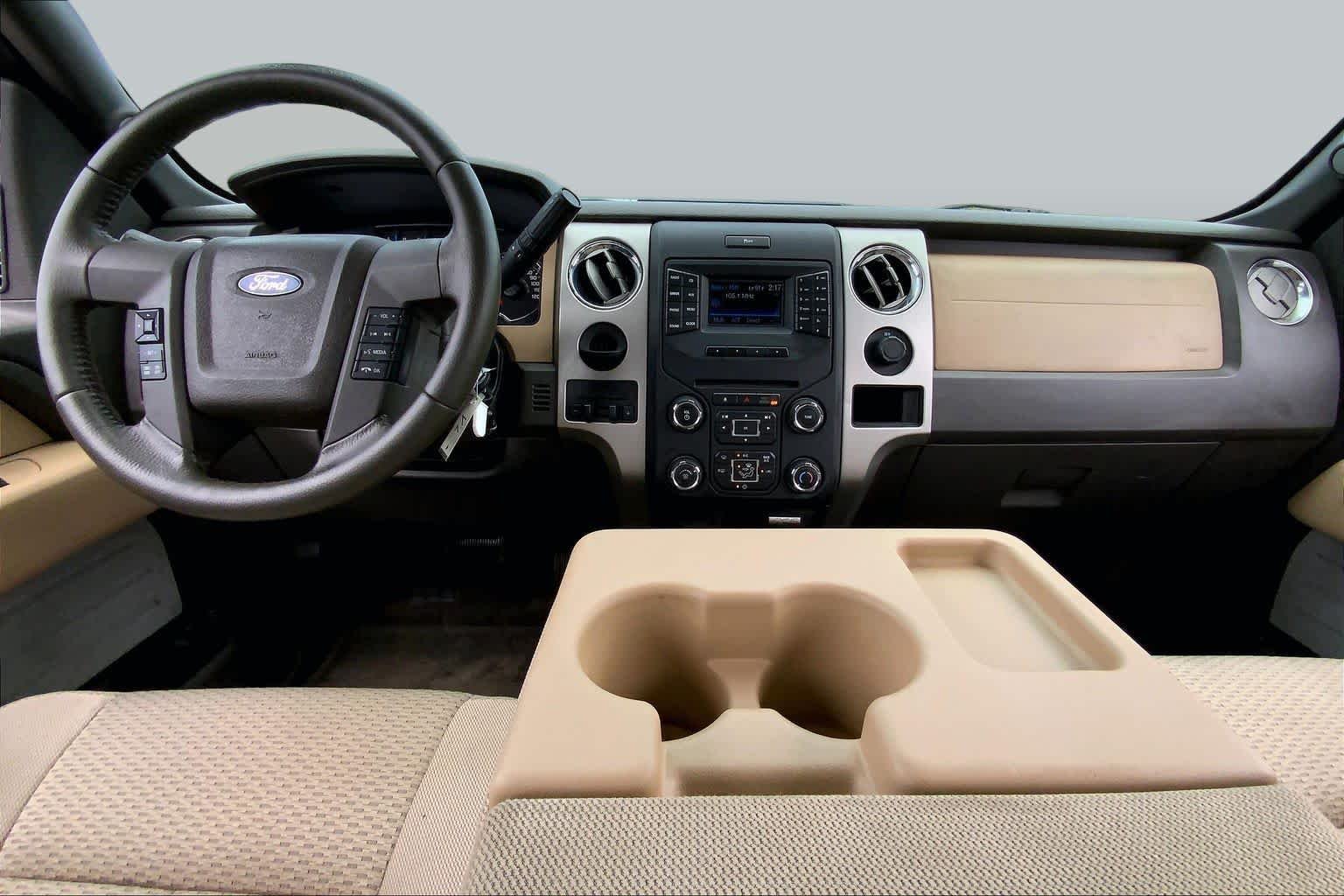 Used 2013 Tuxedo Black Metallic Ford XLT image 15
