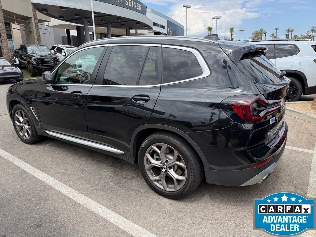 Used 2022 Black Sapphire Metallic BMW xDrive30i image 5