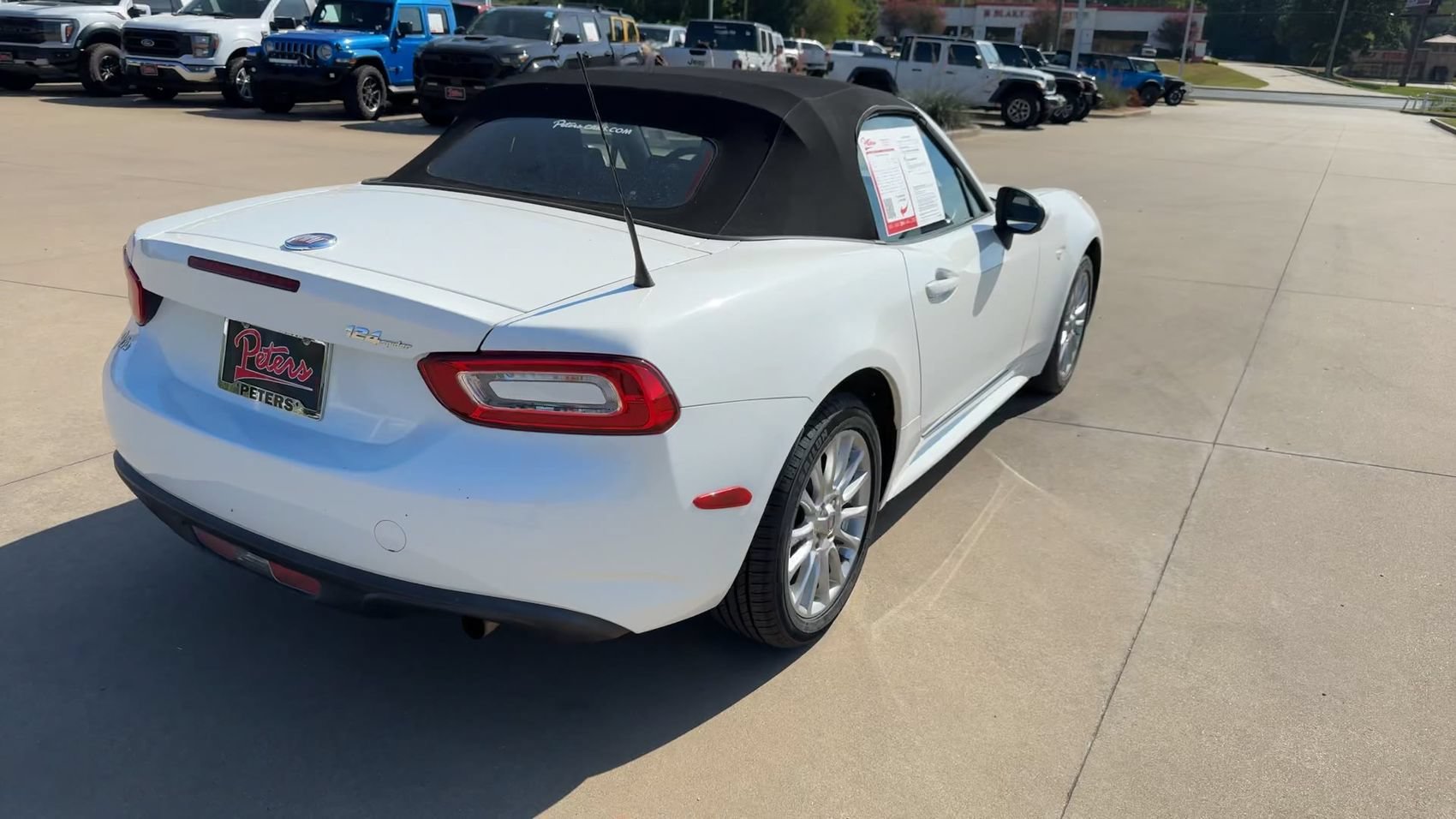 Used 2017 Bianco Gelato White FIAT Classica image 8