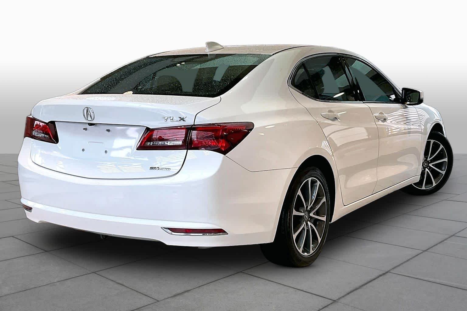 Used 2015 Bellanova White Pearl Acura V6 Tech image 13