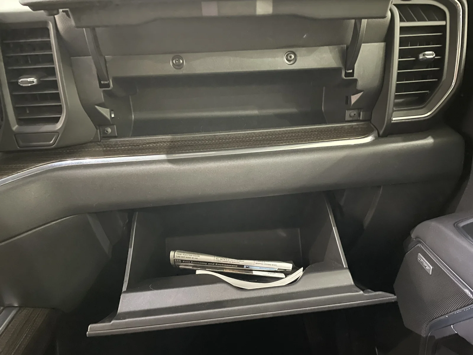 Used 2023 Summit White Chevrolet RST image 22