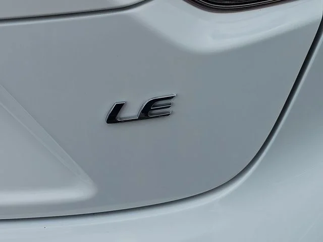 Used 2023 White Toyota LE image 33