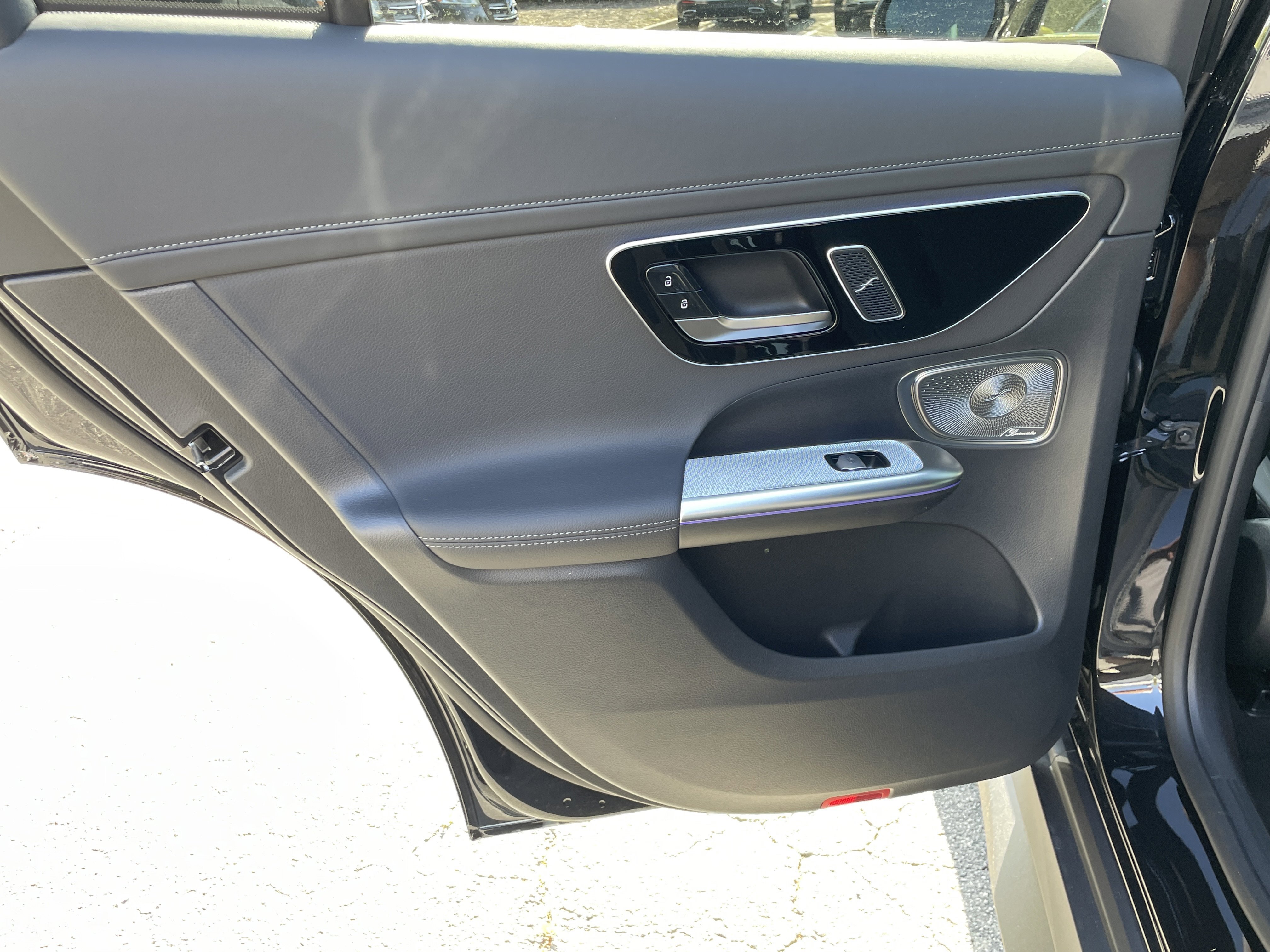 New 2026 Obsidian Black Metallic Mercedes-Benz GLC 300 4MATIC® Coupe image 35