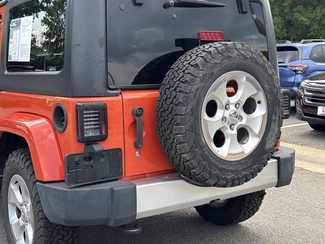 Used 2015 Orange Jeep Sahara image 10