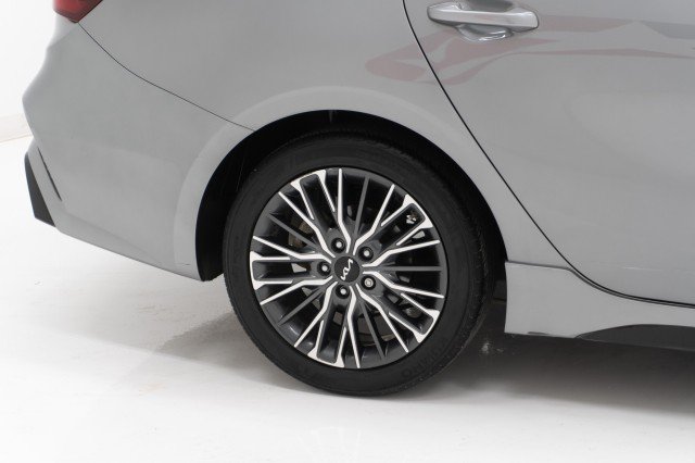 Used 2022 Steel Gray Kia GT-Line image 7